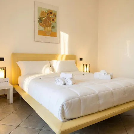 Villa Elisa's - With Garden