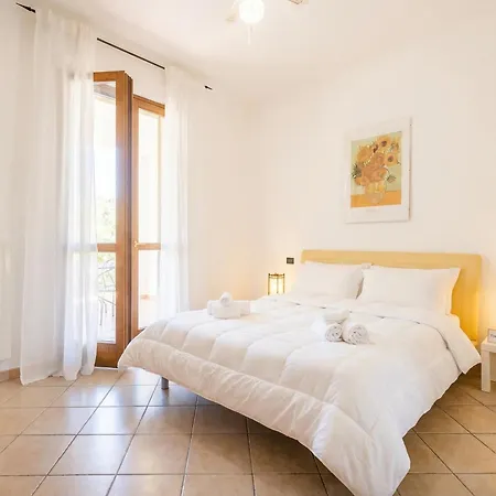 Elisa's - With Garden